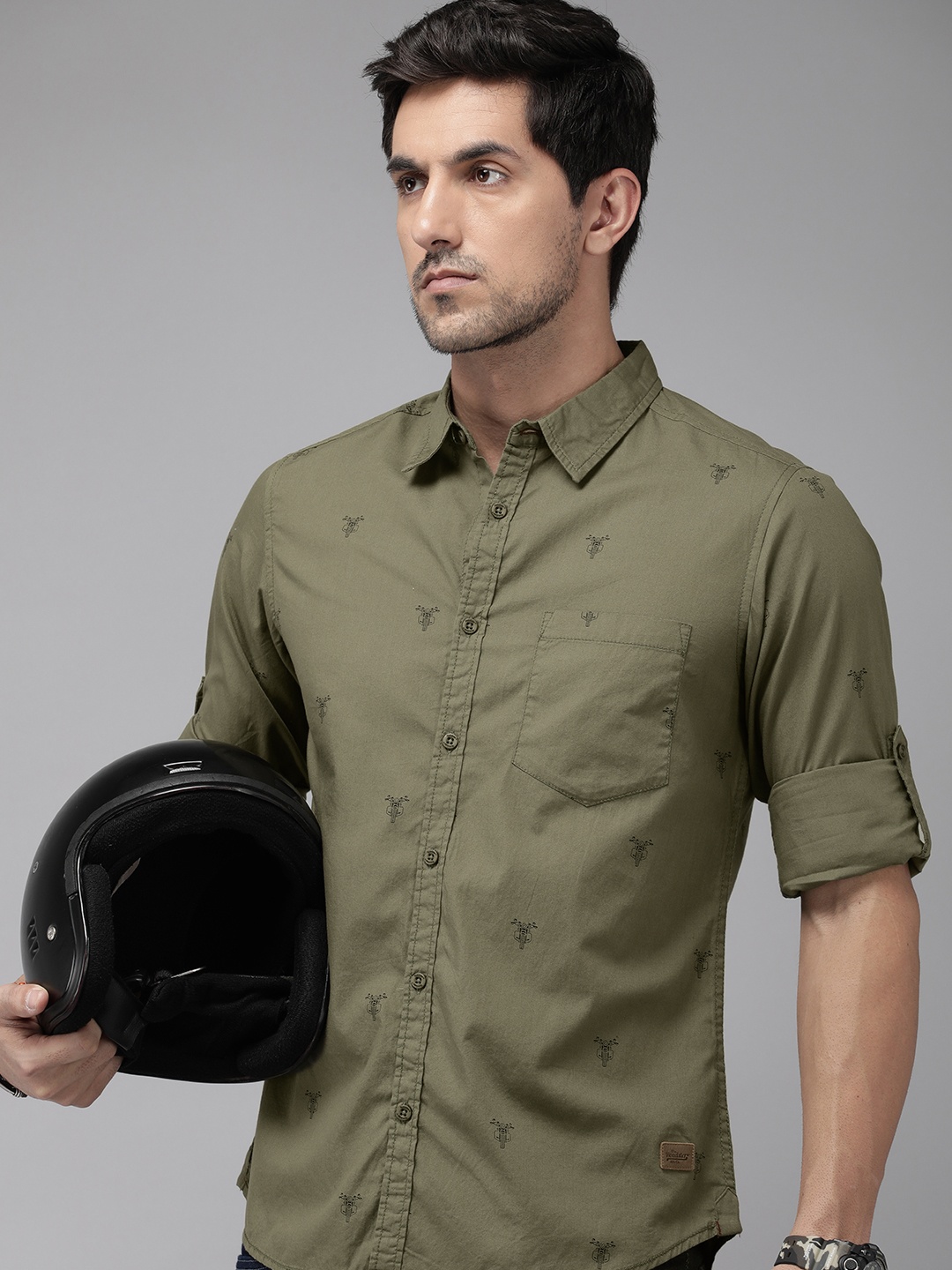 

The Roadster Lifestyle Co. Men Pure Cotton Printed Casual Shirt, Olive