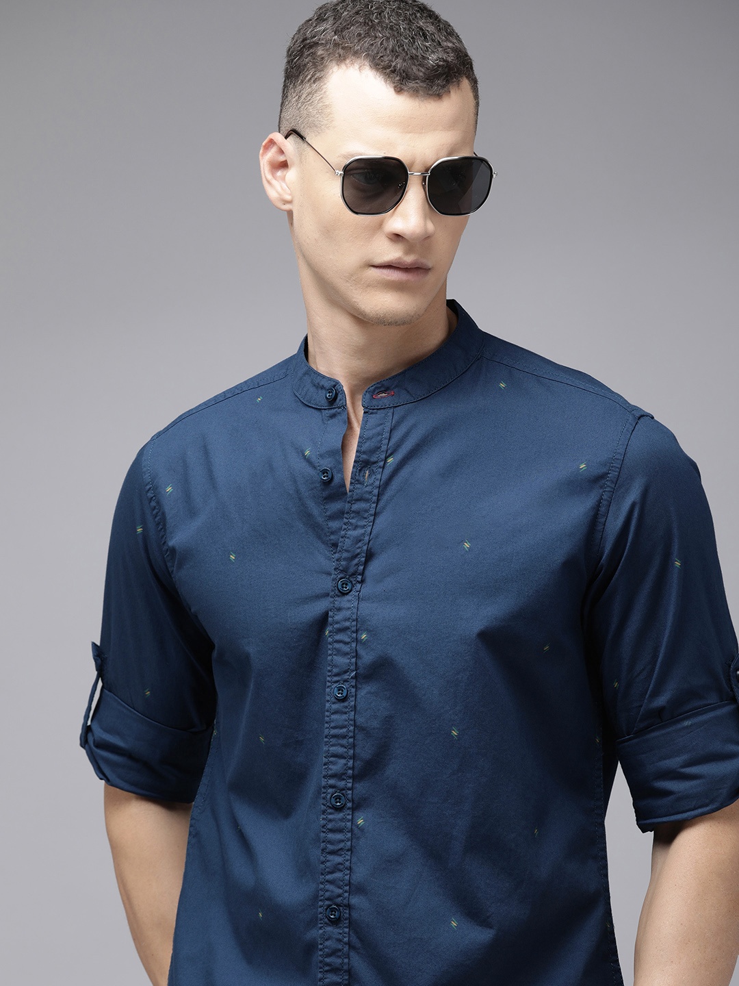 

The Roadster Life Co. Geometric Printed Pure Cotton Casual Shirt, Navy blue