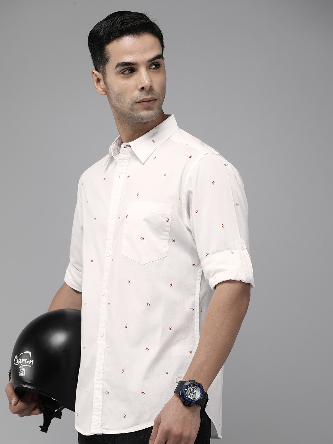 

The Roadster Life Co. Geometric Printed Pure Cotton Casual Shirt, White