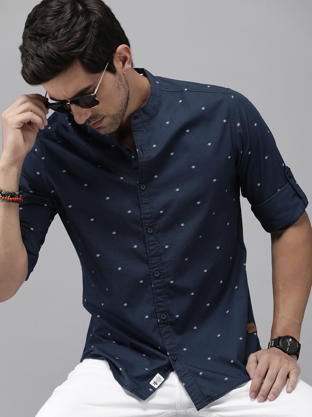 

The Roadster Life Co. Geometric Printed Pure Cotton Casual Shirt, Navy blue