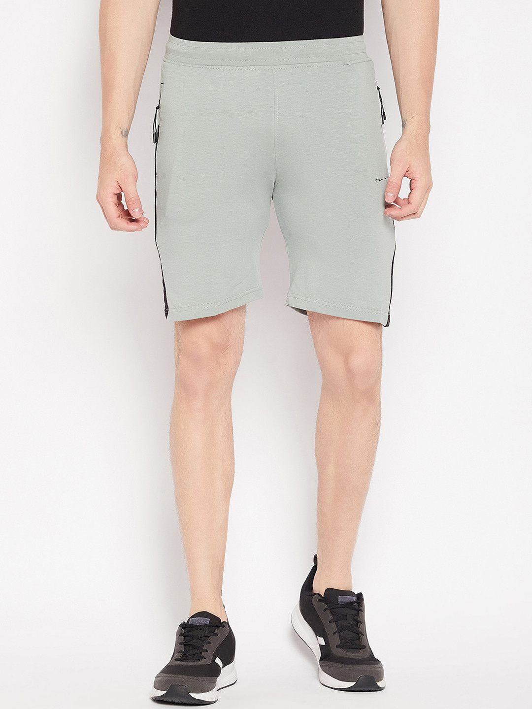 

Okane Men Mid Rise Sports Shorts, Green