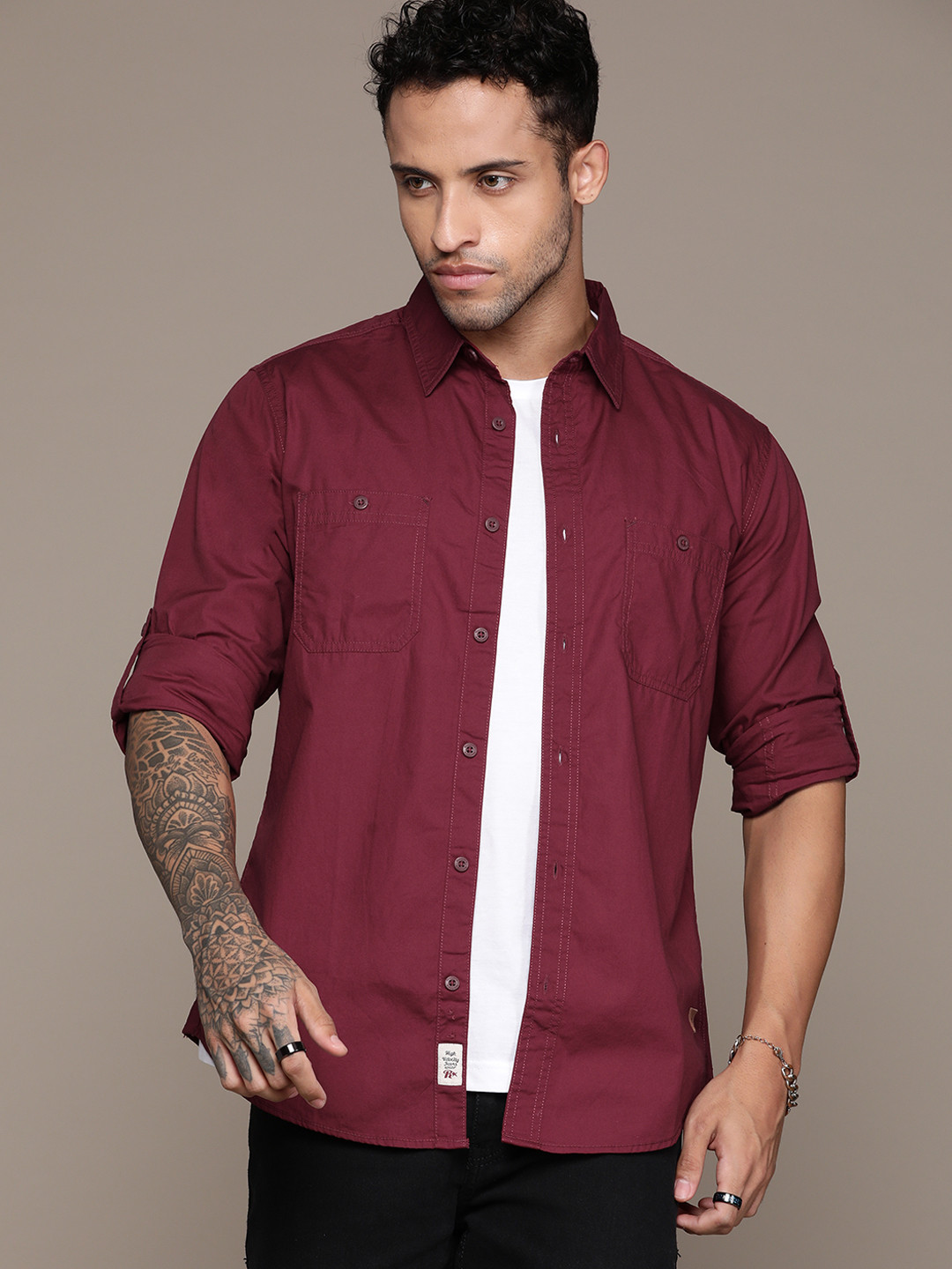 

The Roadster Lifestyle Co. Men Pure Cotton Casual Shirt, Maroon