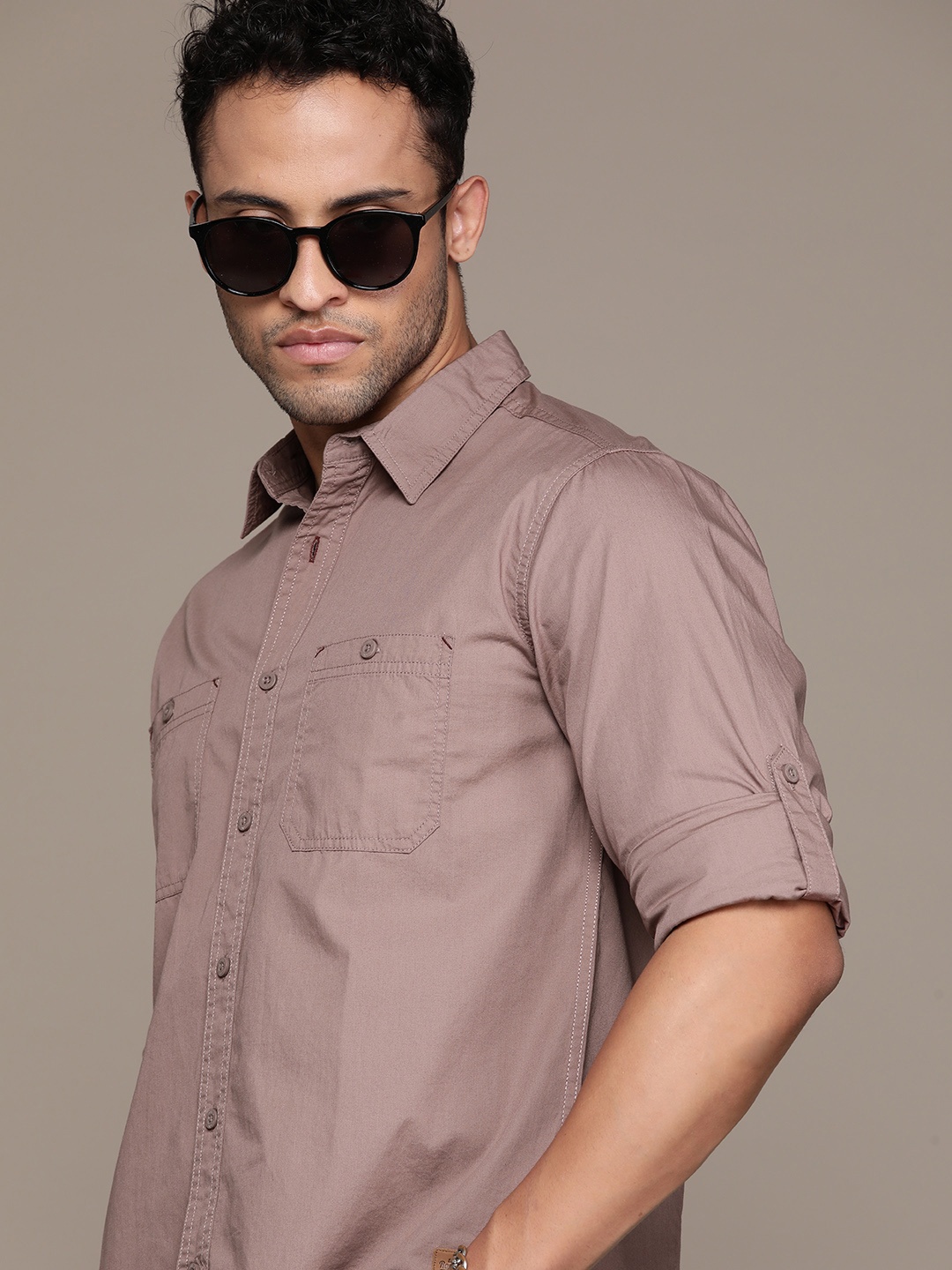 

The Roadster Lifestyle Co. Men Pure Cotton Casual Shirt, Mauve