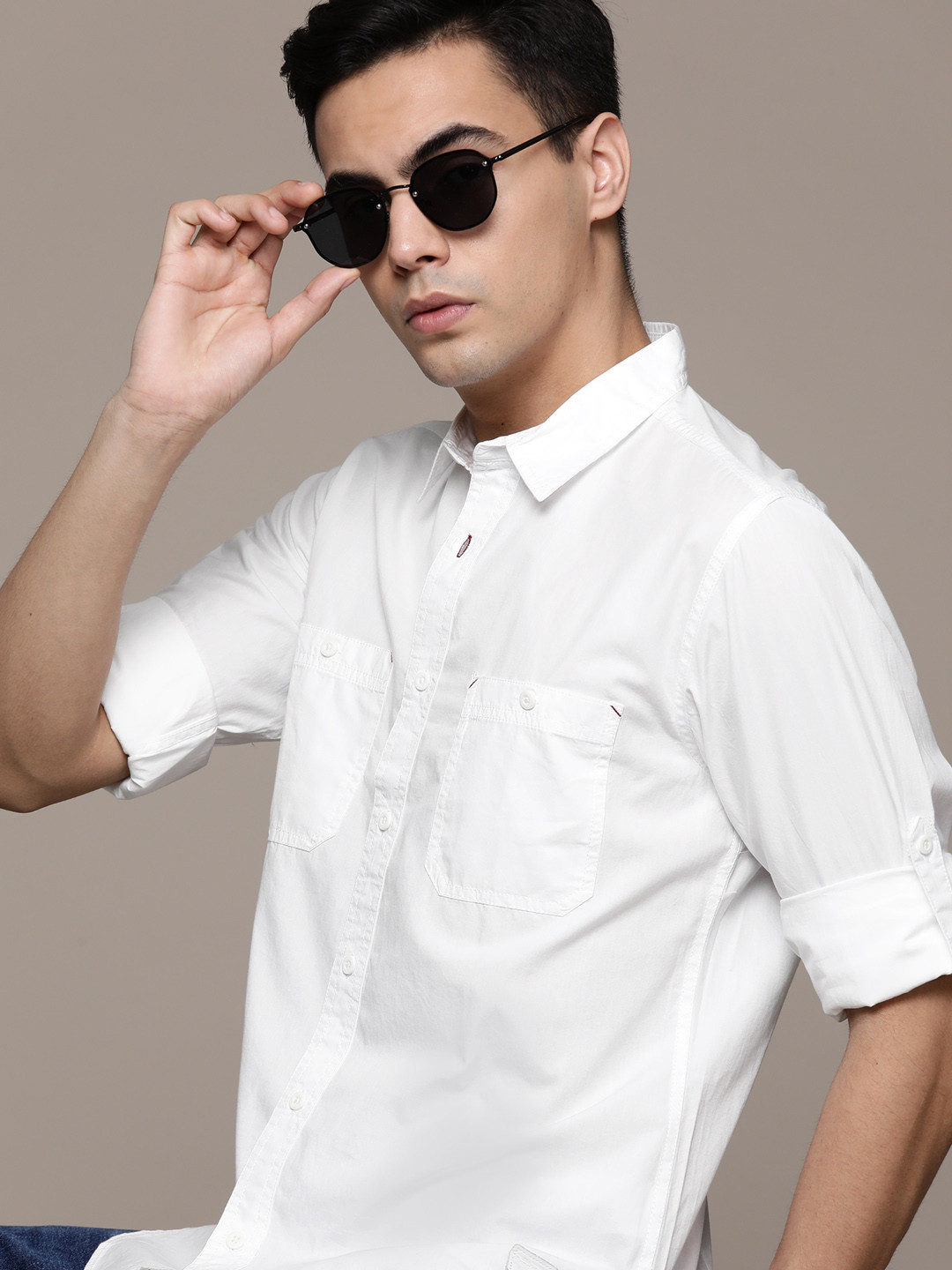 

The Roadster Lifestyle Co. Solid Pure Cotton Casual Shirt, White