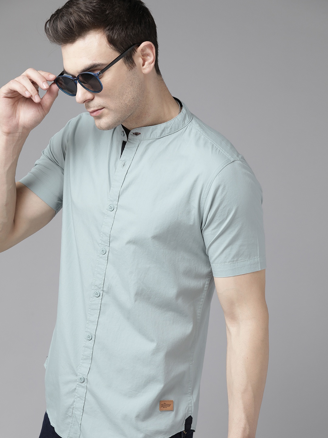

The Roadster Lifestyle Co. Pure Cotton Band Collar Casual Shirt, Blue