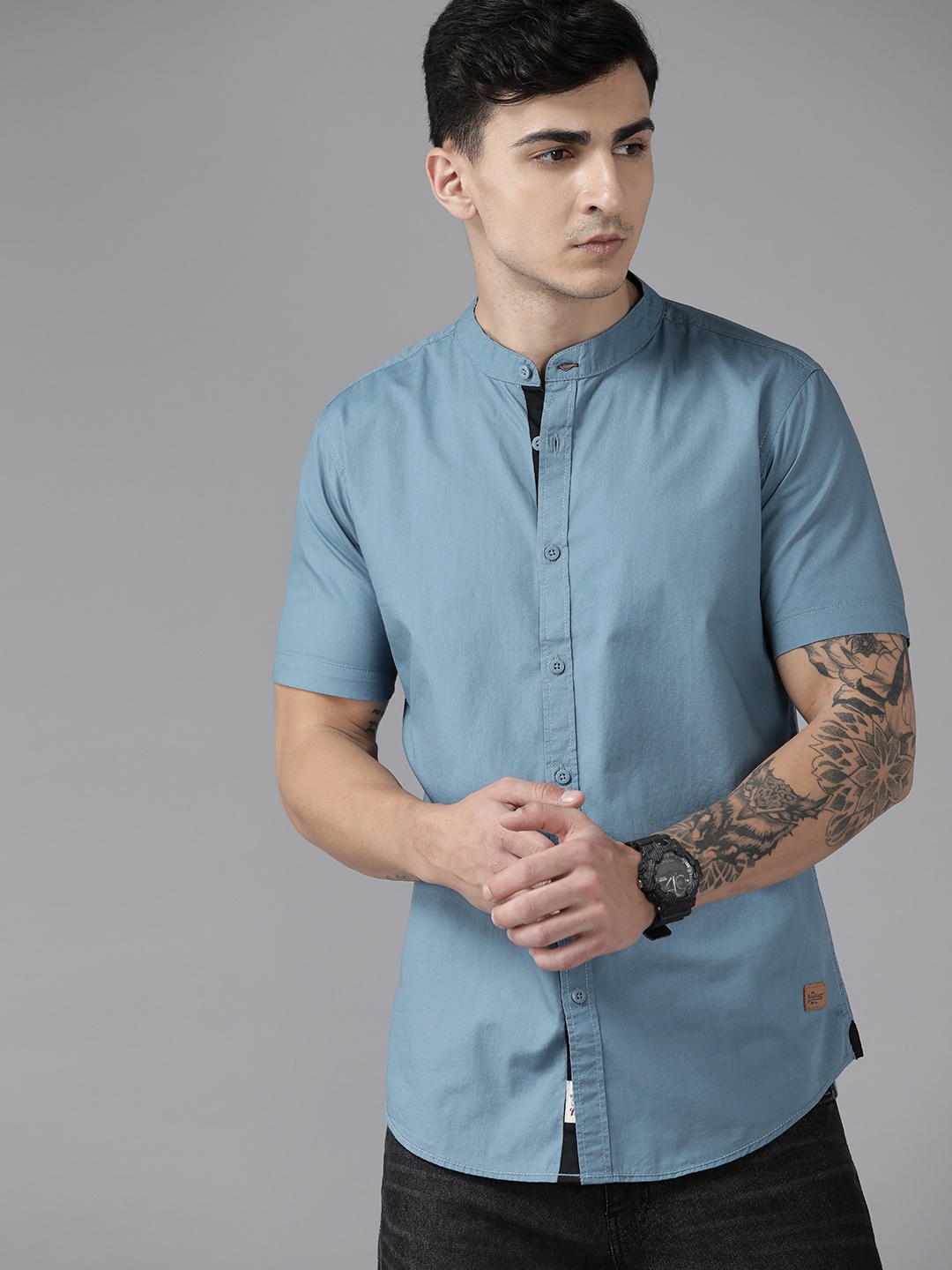 

The Roadster Lifestyle Co. Mandarin Collar Pure Cotton Opaque Casual Shirt, Blue