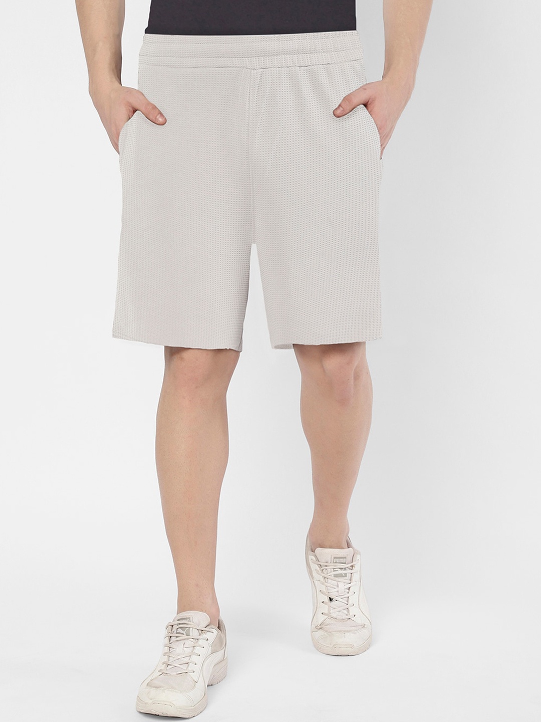 

R&B Men Mid-Rise Regular Shorts, Blue
