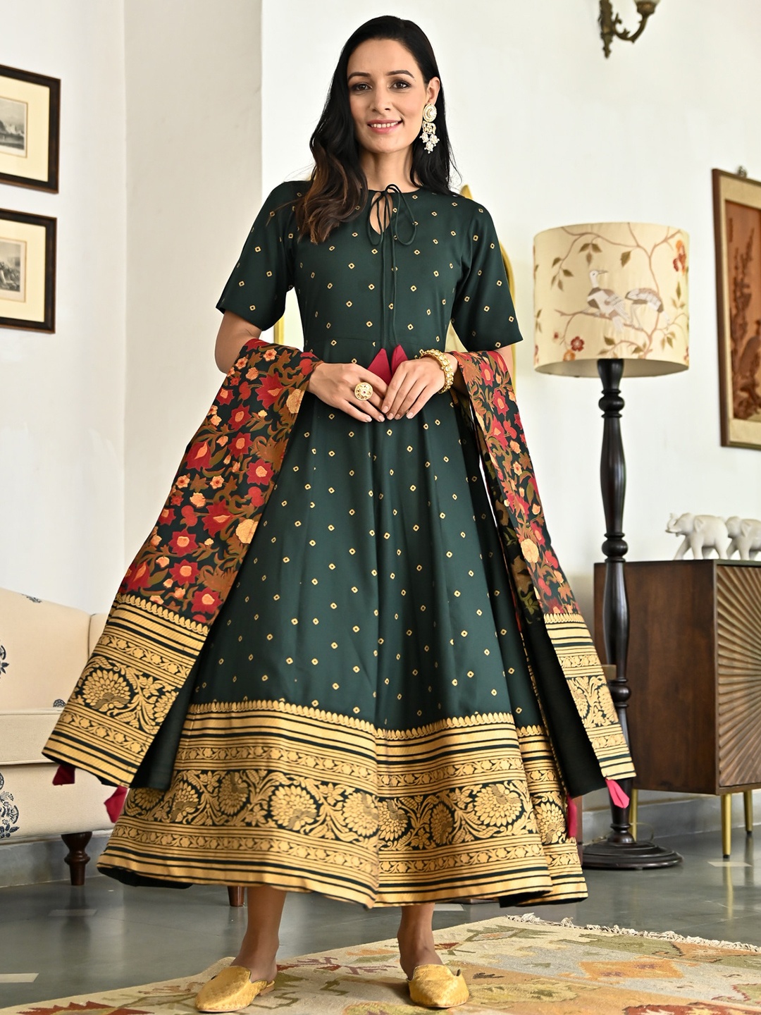 

Rustorange Ethnic Motifs Printed Tie-Up Neck A-Line Dress, Green
