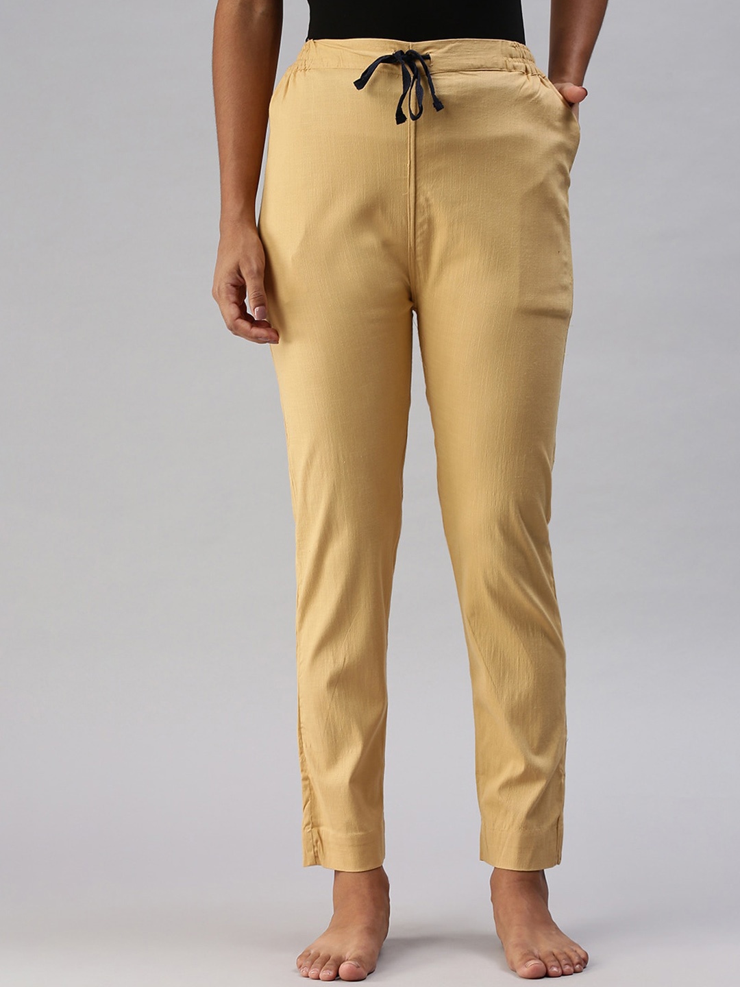 

Kryptic Women Mid Rise Cropped Regular Trousers, Beige