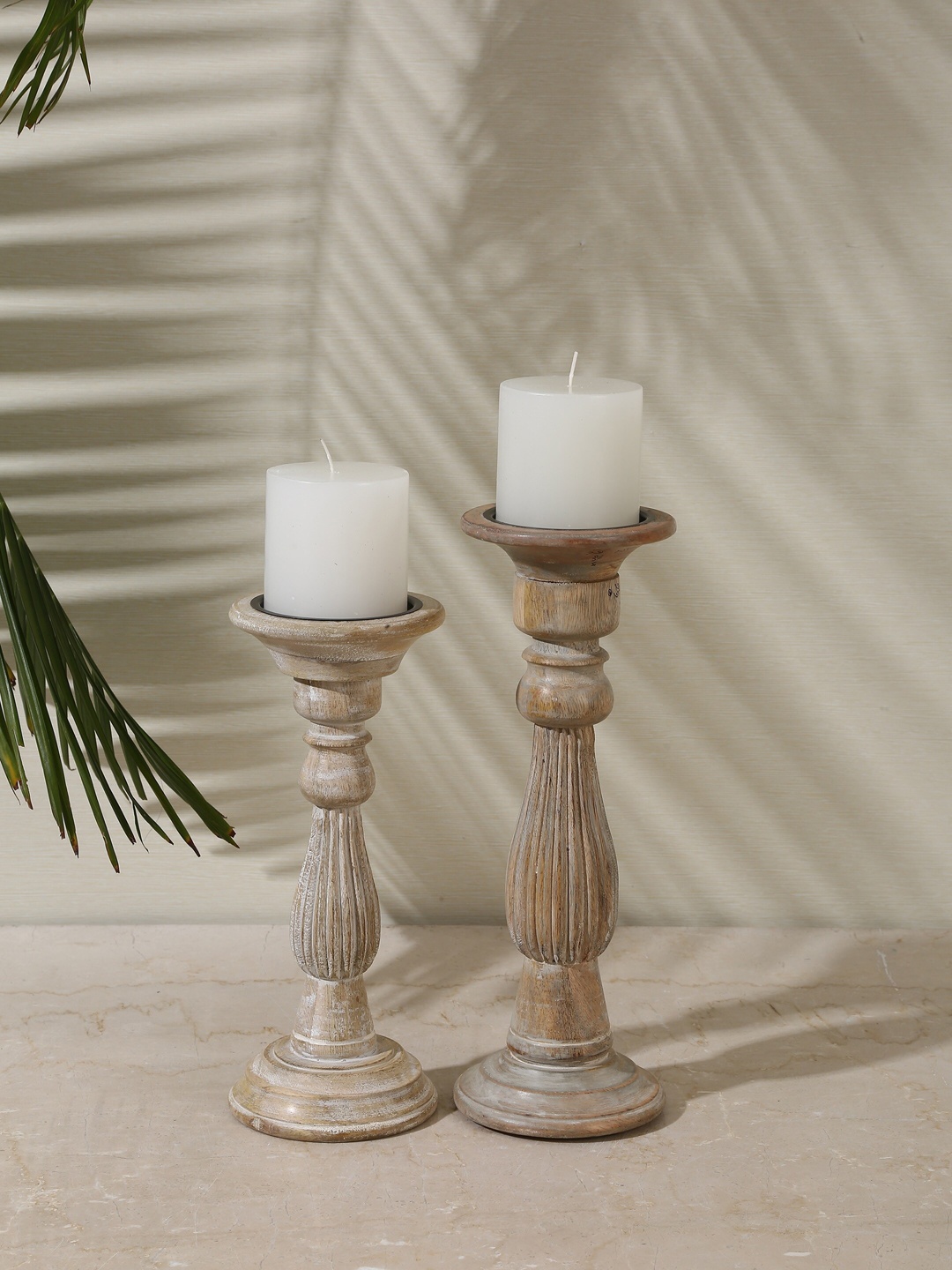 

Amoliconcepts White & Brown 3 Pieces Wooden Carved Pillar Candle Holders