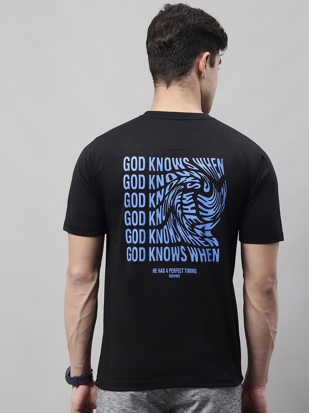 

Obaan Typography Printed Cotton T-shirt, Black