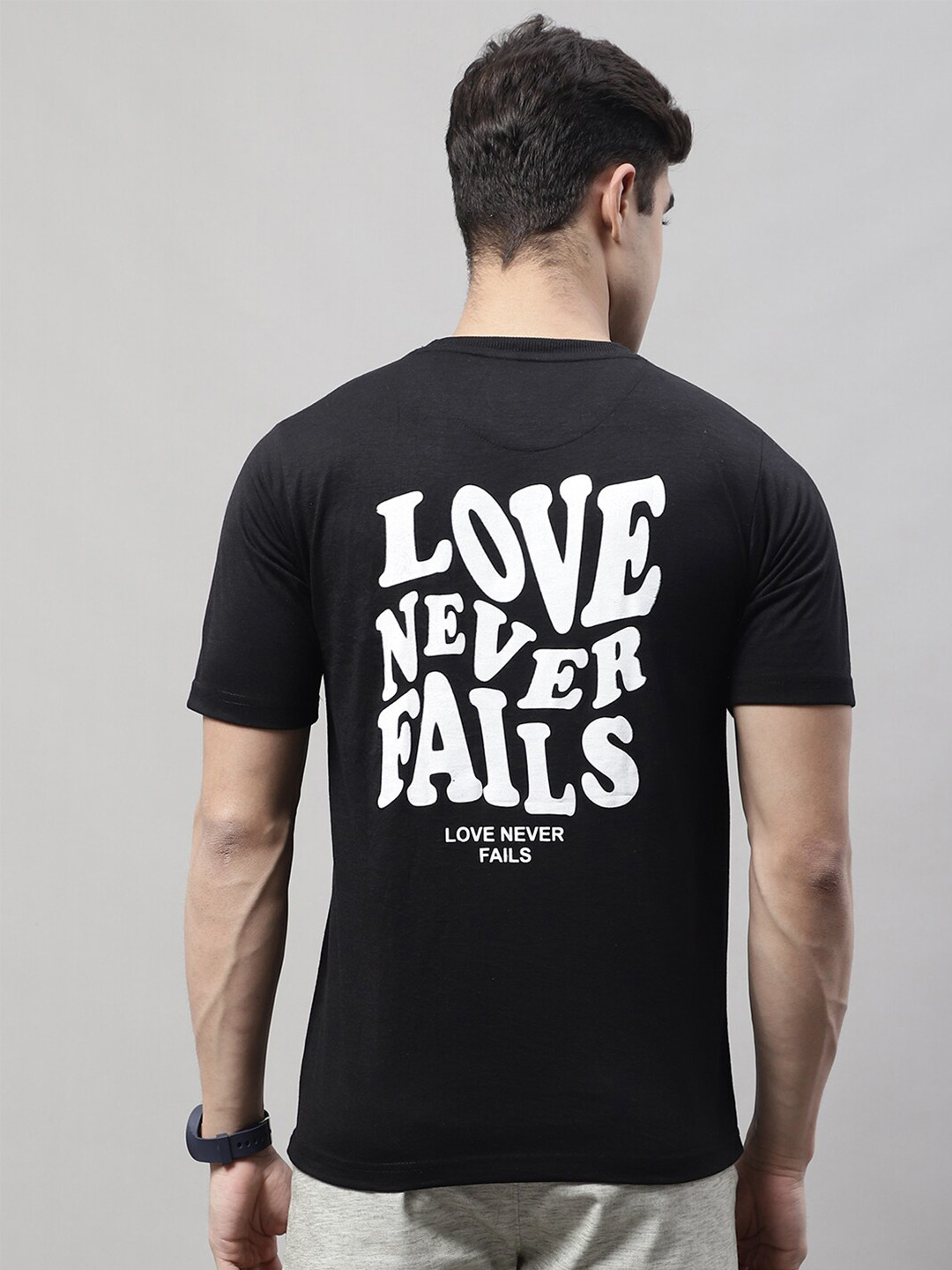 

Obaan Typography Printed Cotton T-shirt, Black