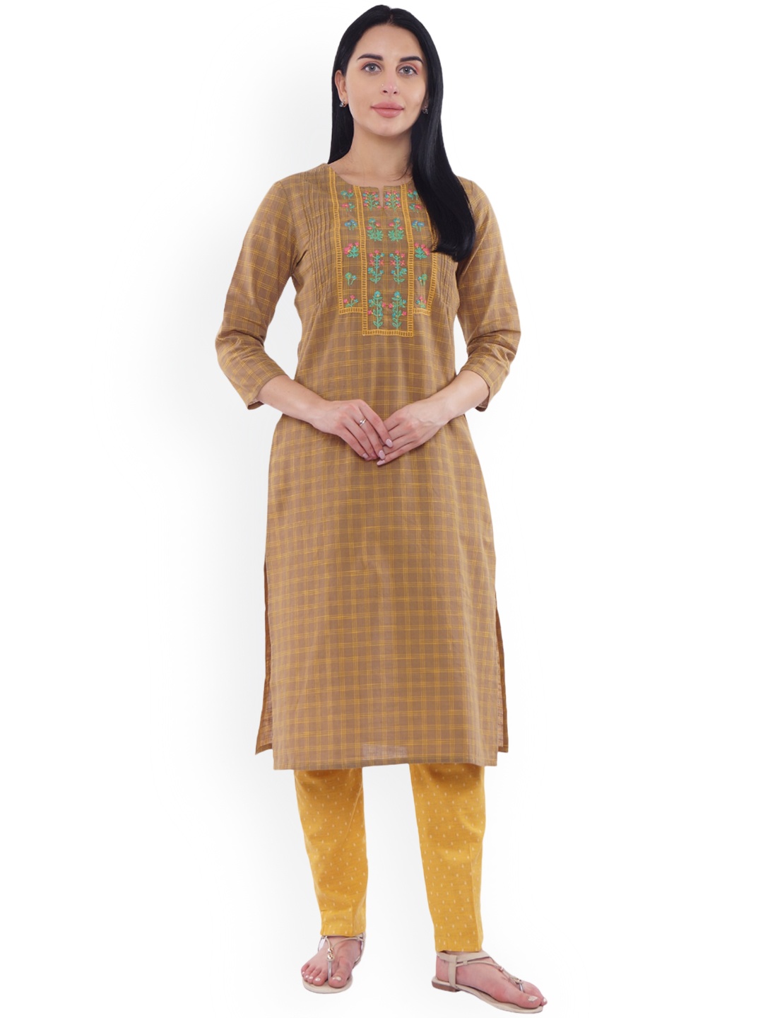 

Be Indi Notched Neck Checked Thread Work Cotton Kurta, Green