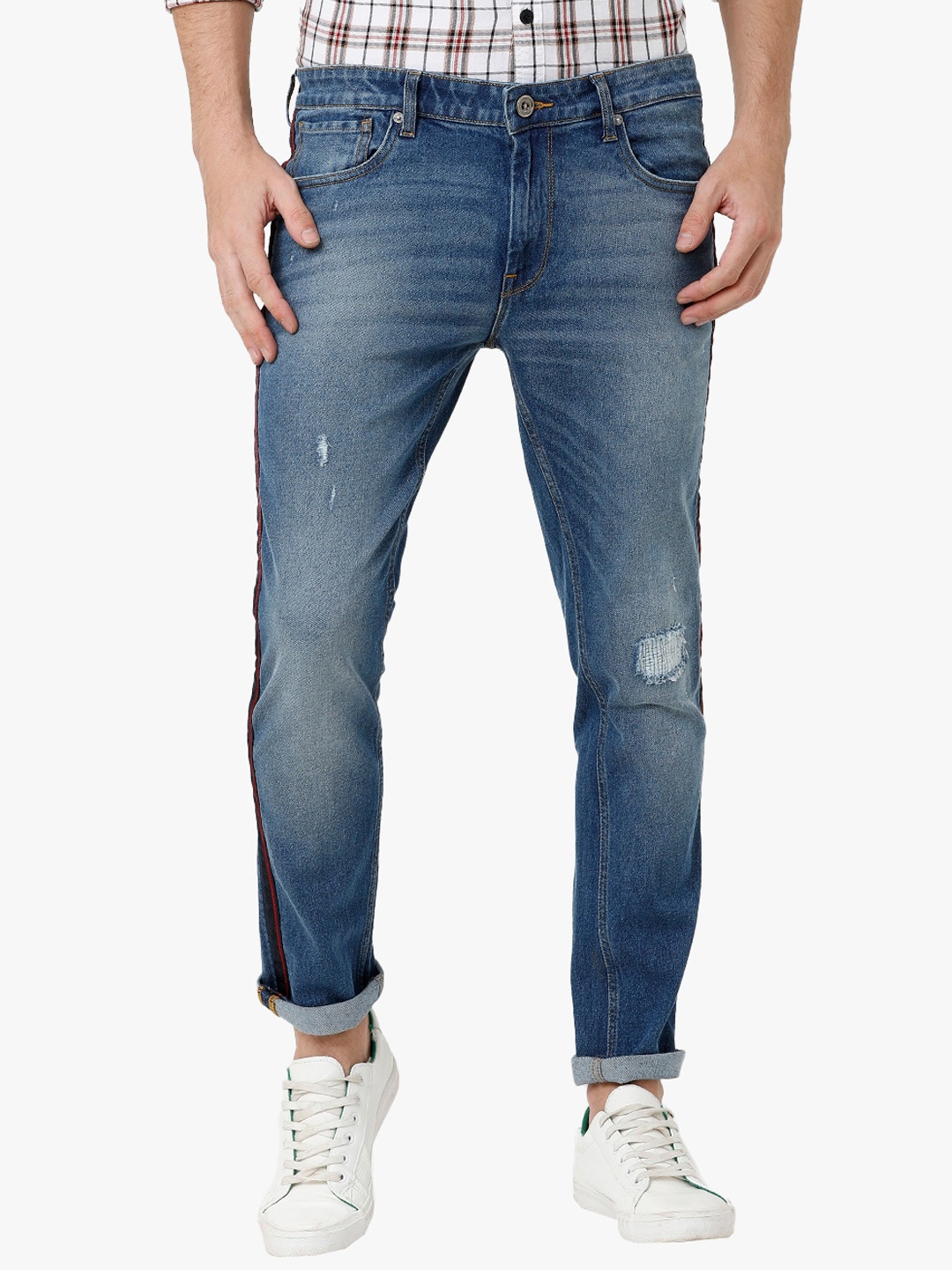 

Voi Jeans Men Skinny Fit Mildly Distressed Light Fade Jeans, Blue