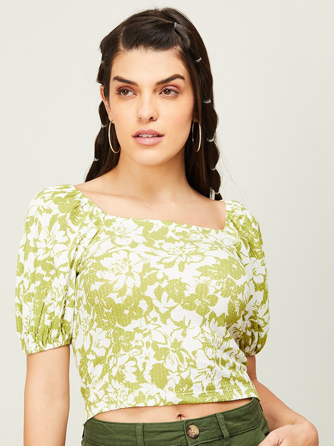 

Ginger by Lifestyle Floral Printed Square Neck Puff Sleeves Crop Top, Green