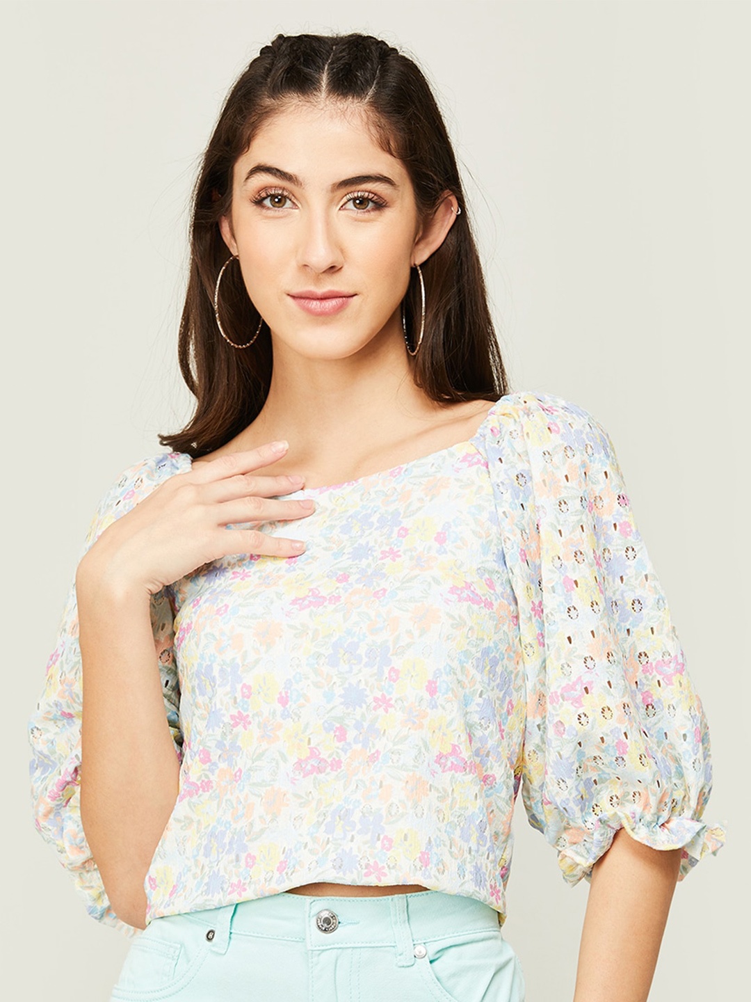 

Ginger by Lifestyle Square Neck Floral Printed Smocked Crop Top, White