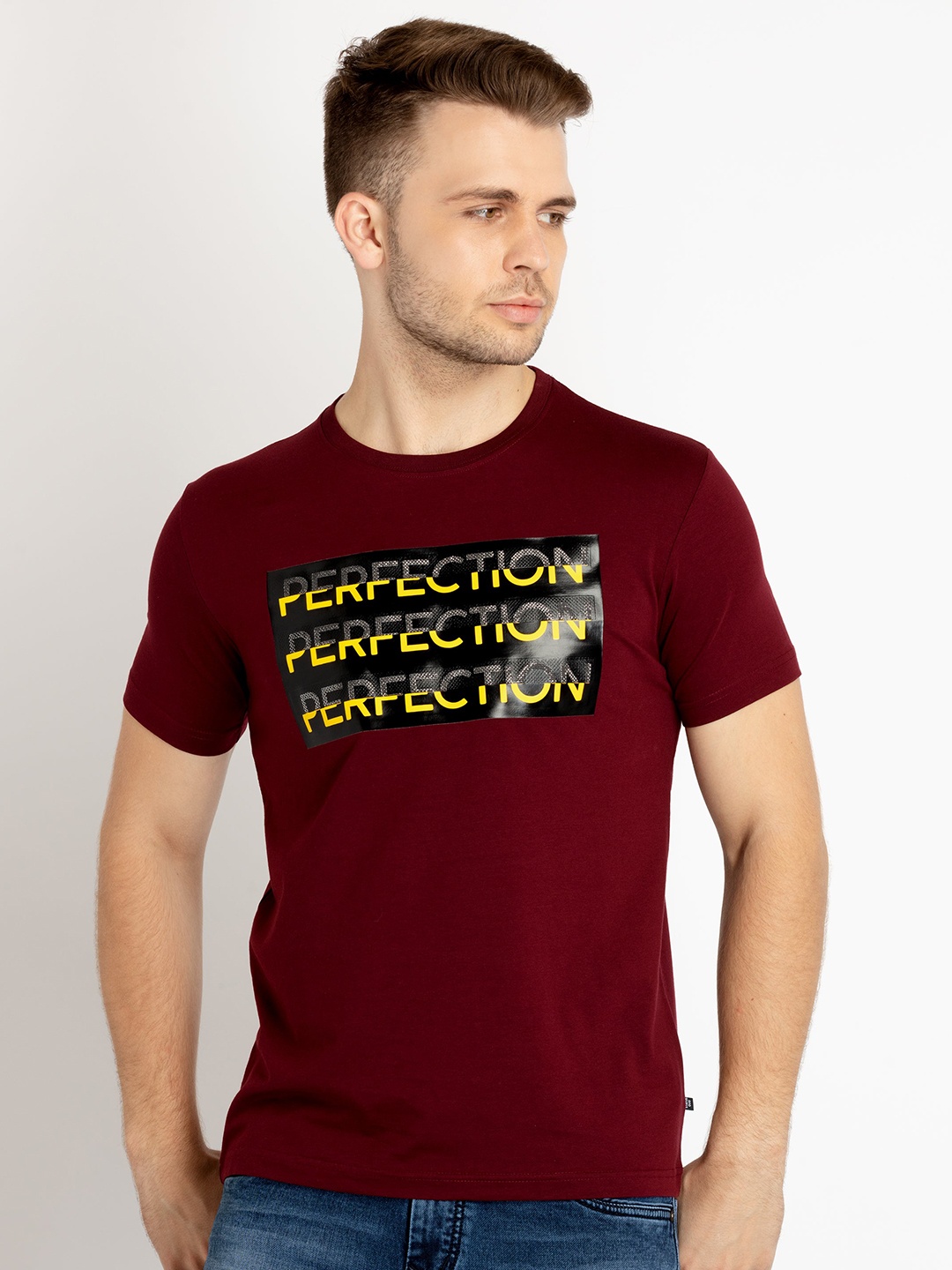 

Status Quo Typography Printed Cotton Slim Fit T-shirt, Maroon