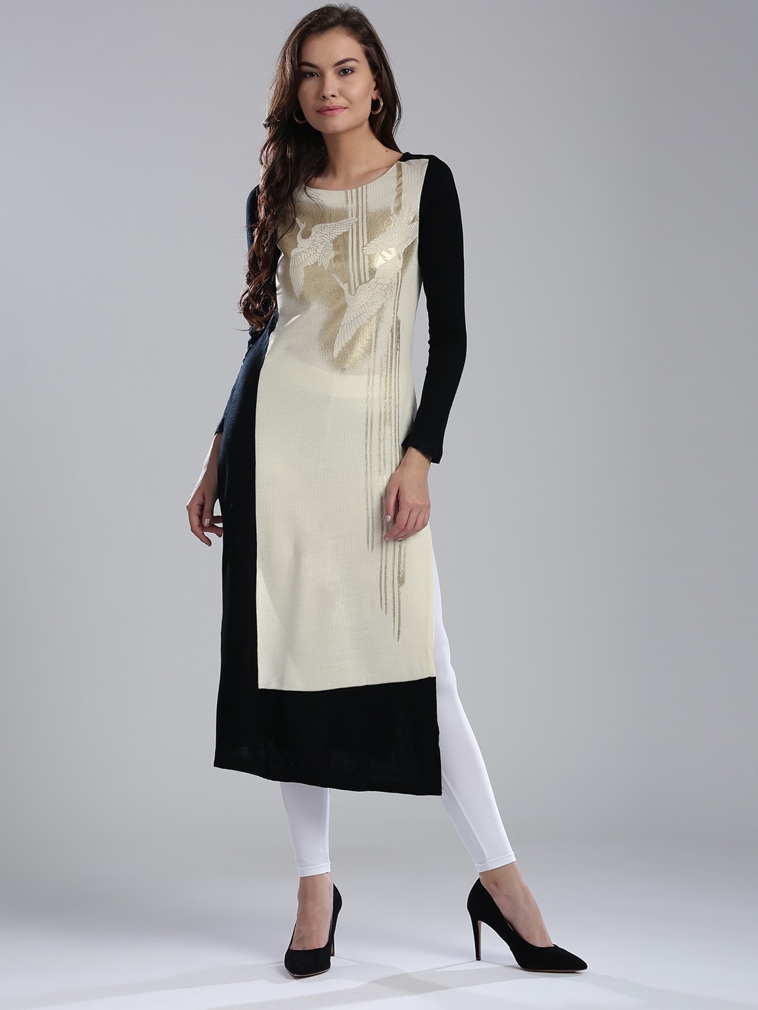 

W Women Black & Cream-Coloured Printed Straight Kurta
