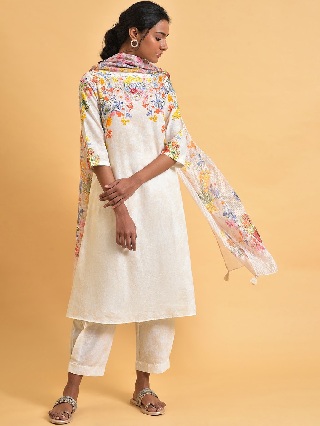 

W Floral Printed Boat Neck A-Line Kurta with Trousers & With Dupatta, White