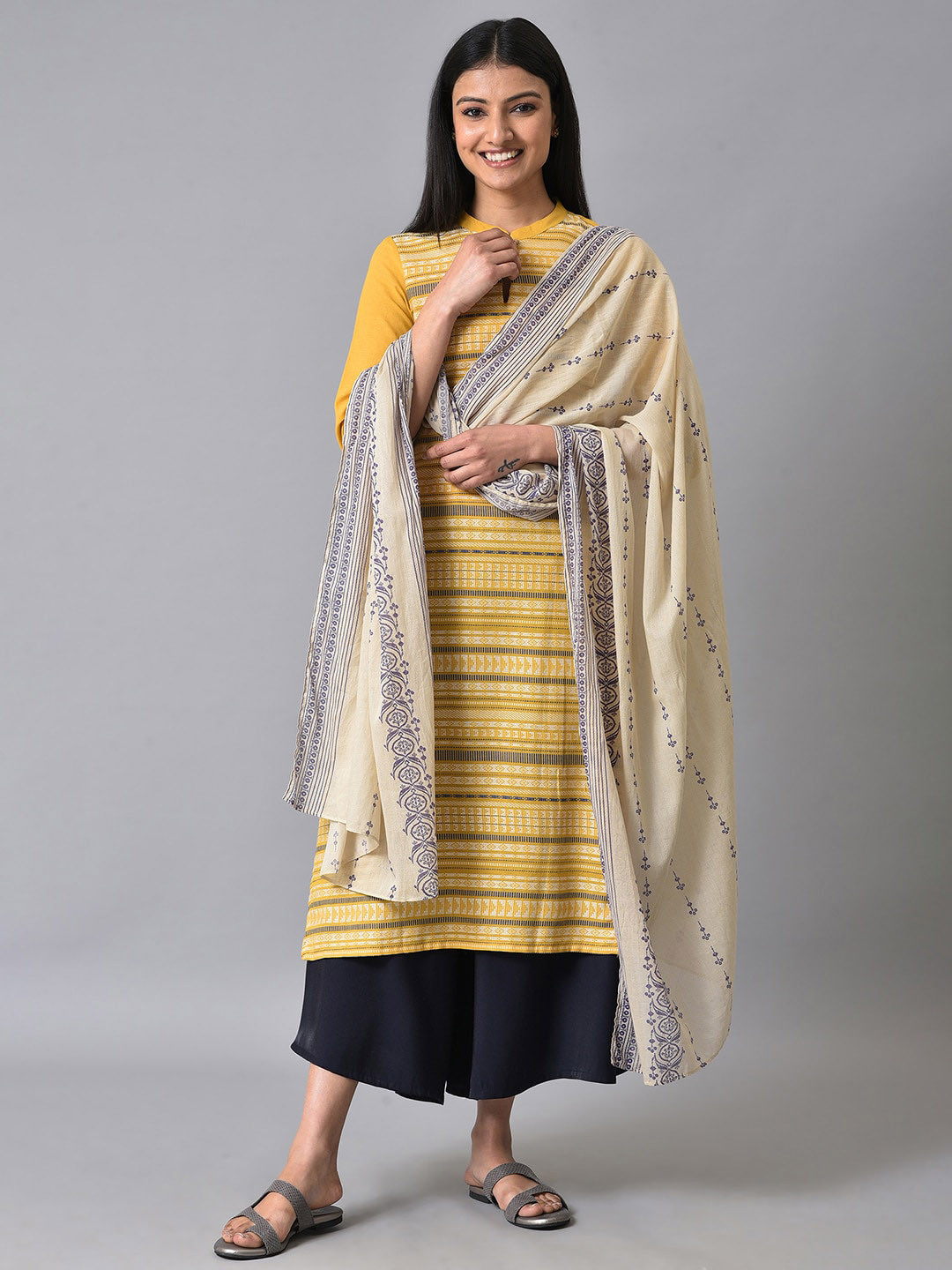 

W Pure Cotton Ethnic Motifs Printed Dupatta, Off white