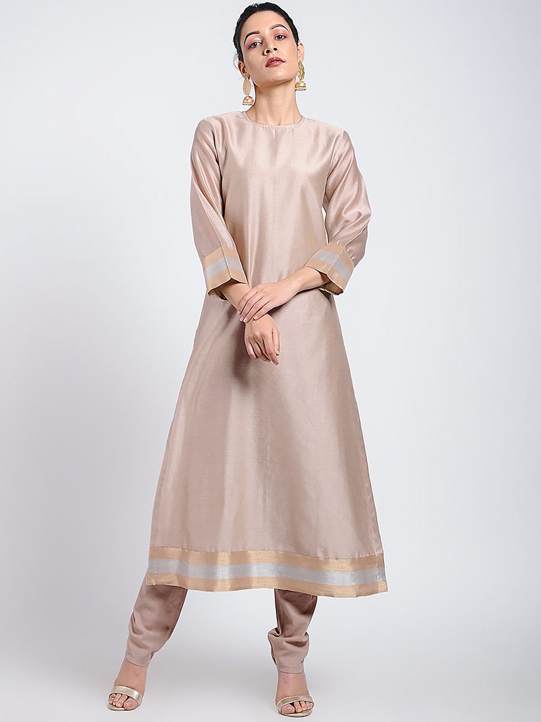 

SMRITI GUPTA Chanderi Silk A-Line Kurta, Bronze
