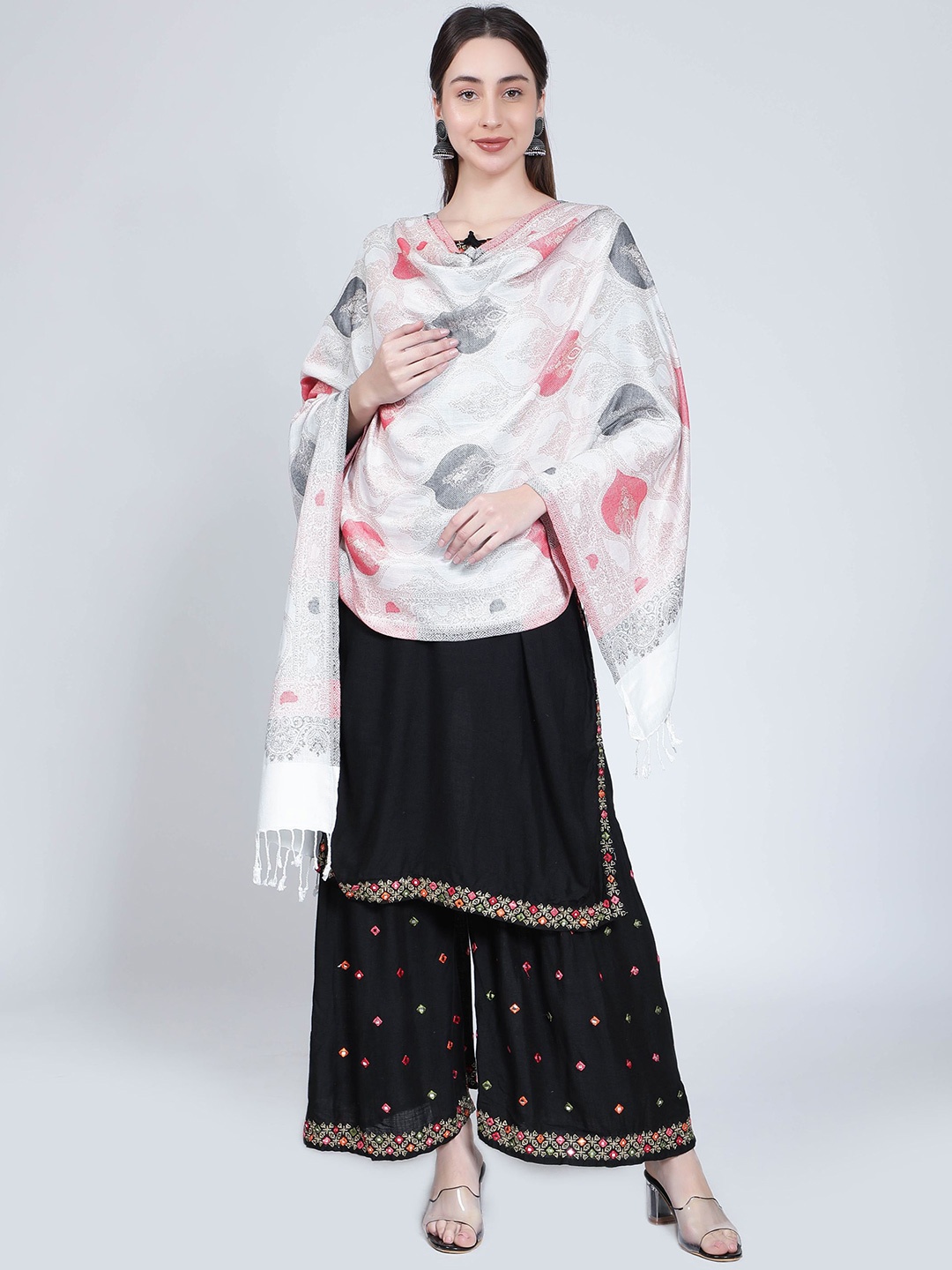 

Moda Chales Women Ethnic Motifs Printed Stole, White