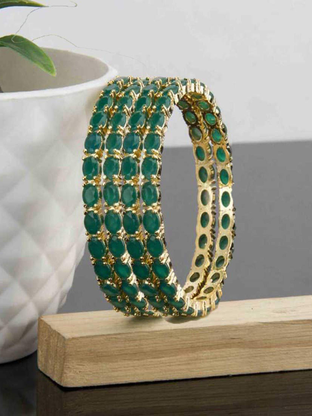 

The Pari Set Of 6 Gold-Plated AD-Studded Bangles