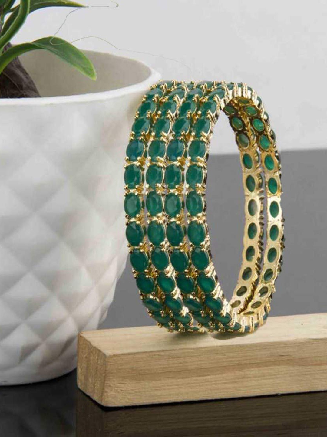 

The Pari Set Of 4 Gold-Plated AD-Studded Bangles