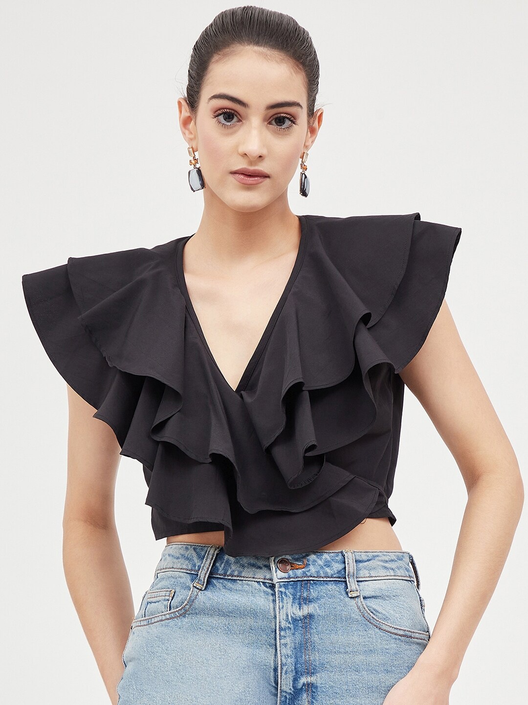 

Harpa V-Neck Ruffles Crop Top, Black