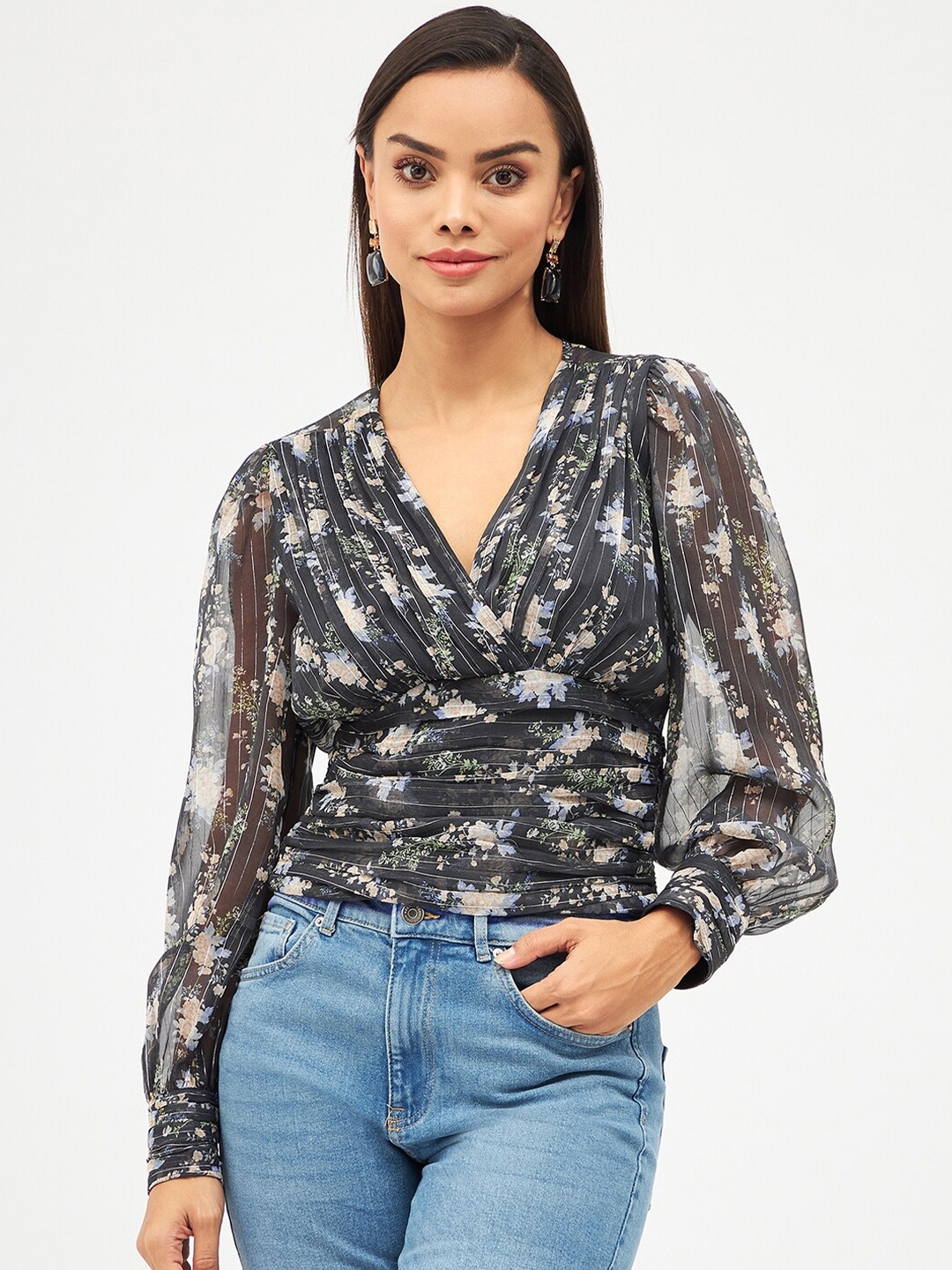 

Harpa Floral Printed Cuff Sleeves Wrap Top, Black