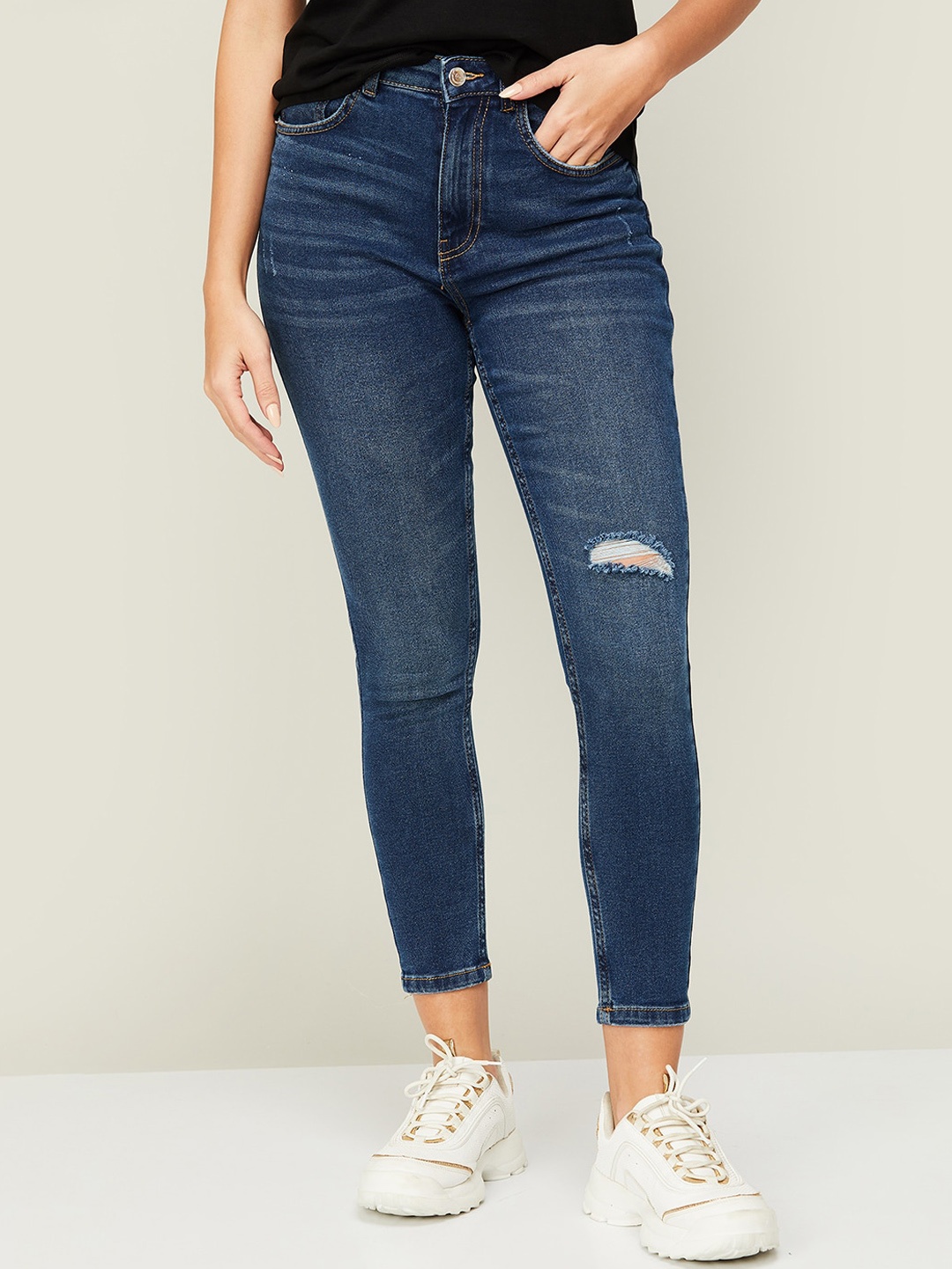 

Fame Forever by Lifestyle Women Low Distress Light Fade Cotton Jeans, Blue