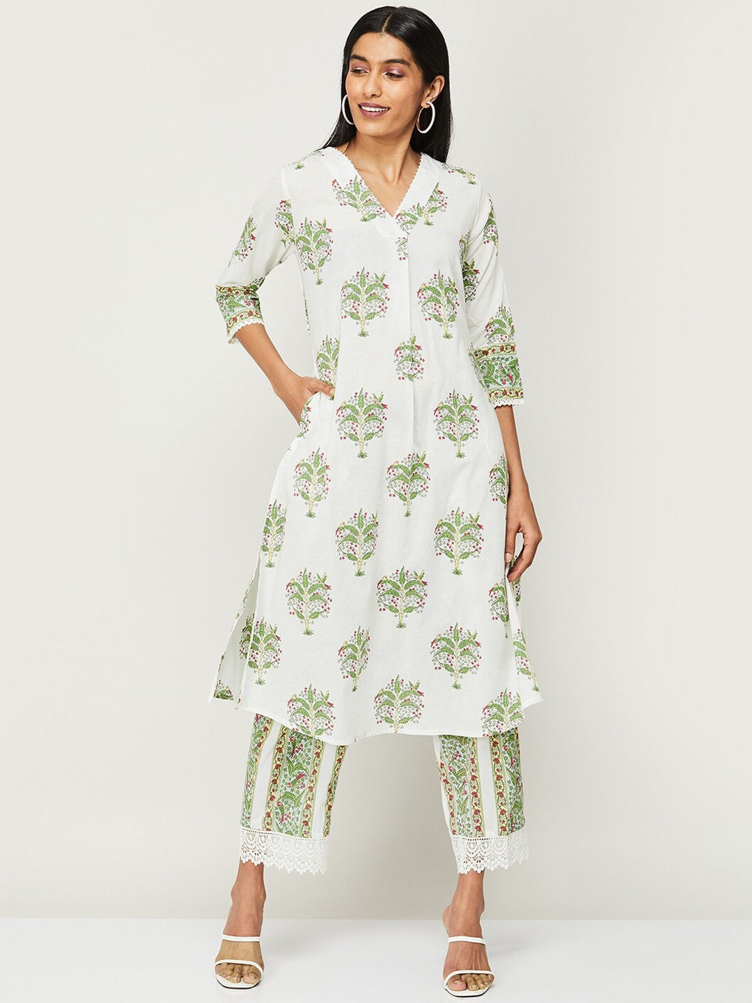 

Melange by Lifestyle Floral Printed Pure Cotton Kurta with Trousers Set, Off white