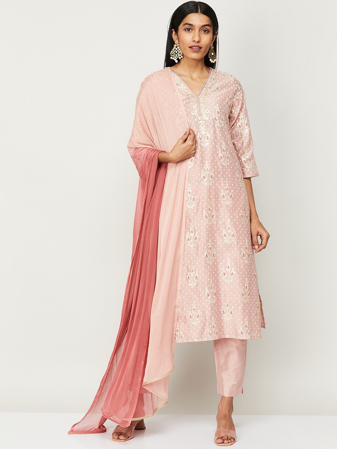 

Melange by Lifestyle Floral Embroidered Kurta with Trousers & With Dupatta, Pink