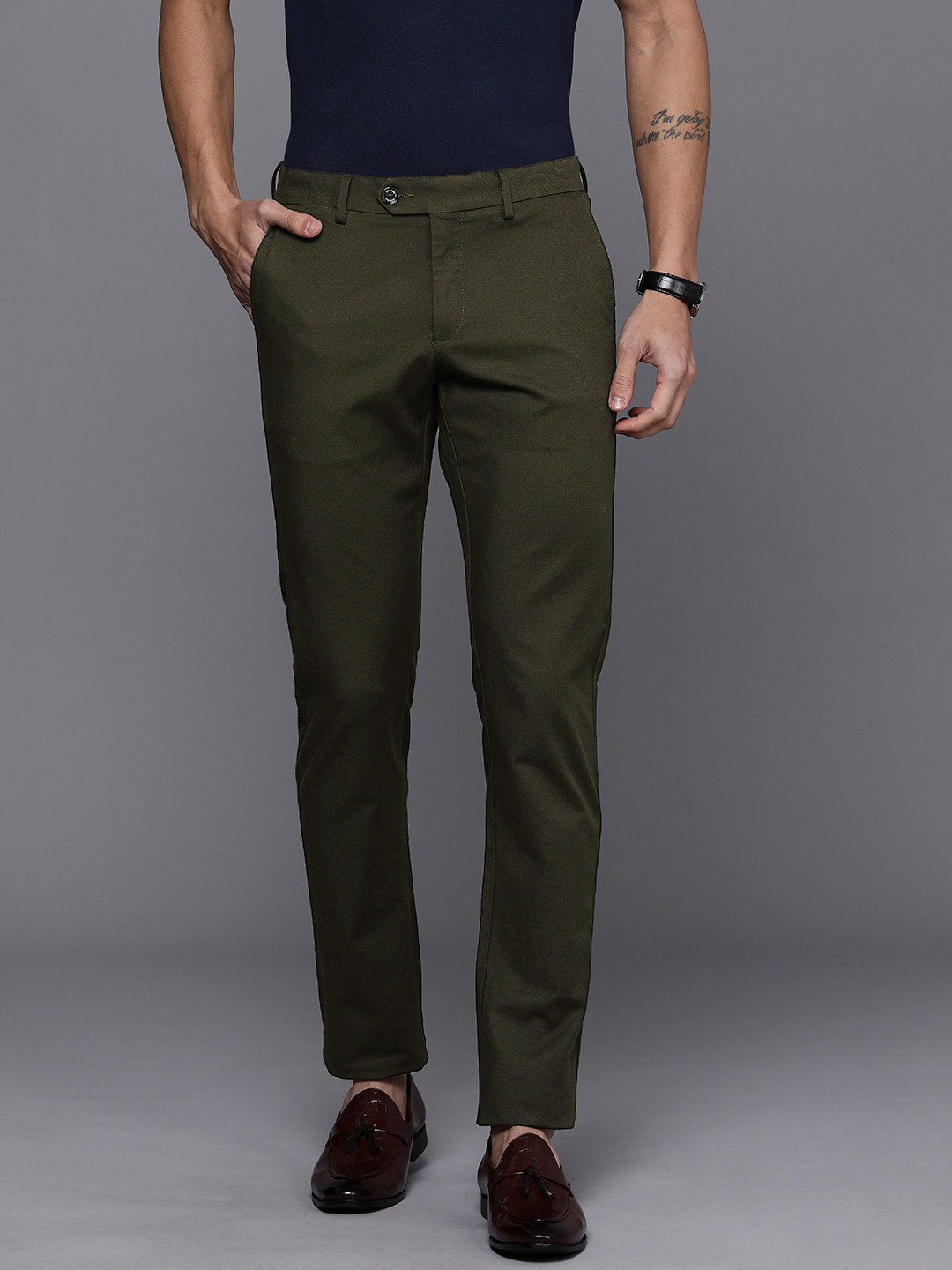 

Allen Solly Men Custom Slim Fit Trousers, Olive