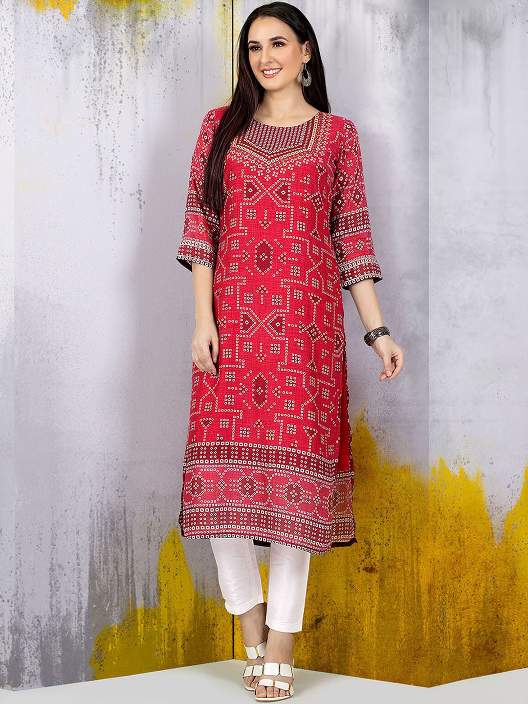 

ODETTE Ethnic Motifs Printed Kurta with Trousers, Red