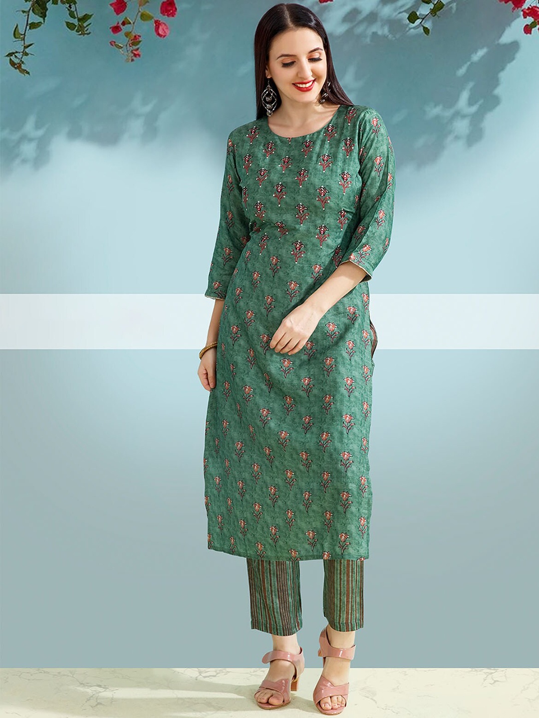 

ODETTE Floral Embroidered Round Neck Straight Kurta with Trousers, Green