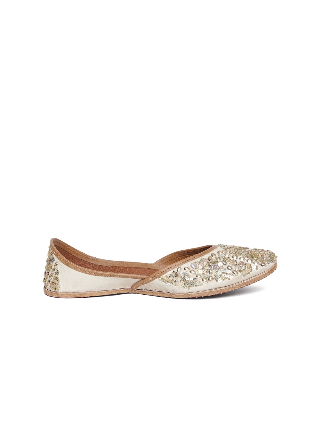 

GLAM STORY Women Ethnic Mojaris Flats, White