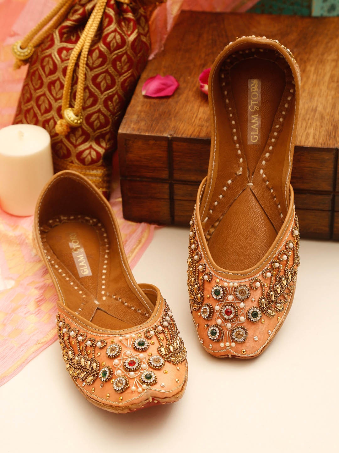 

GLAM STORY Embroidered Slip On Leather Ethnic Mojaris, Peach