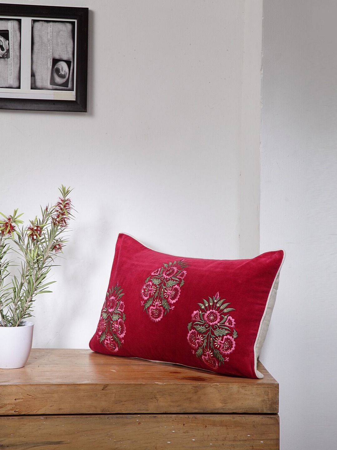 

BLANC9 Red & Green Floral Embroidered Cotton Rectangle Cushion Cover