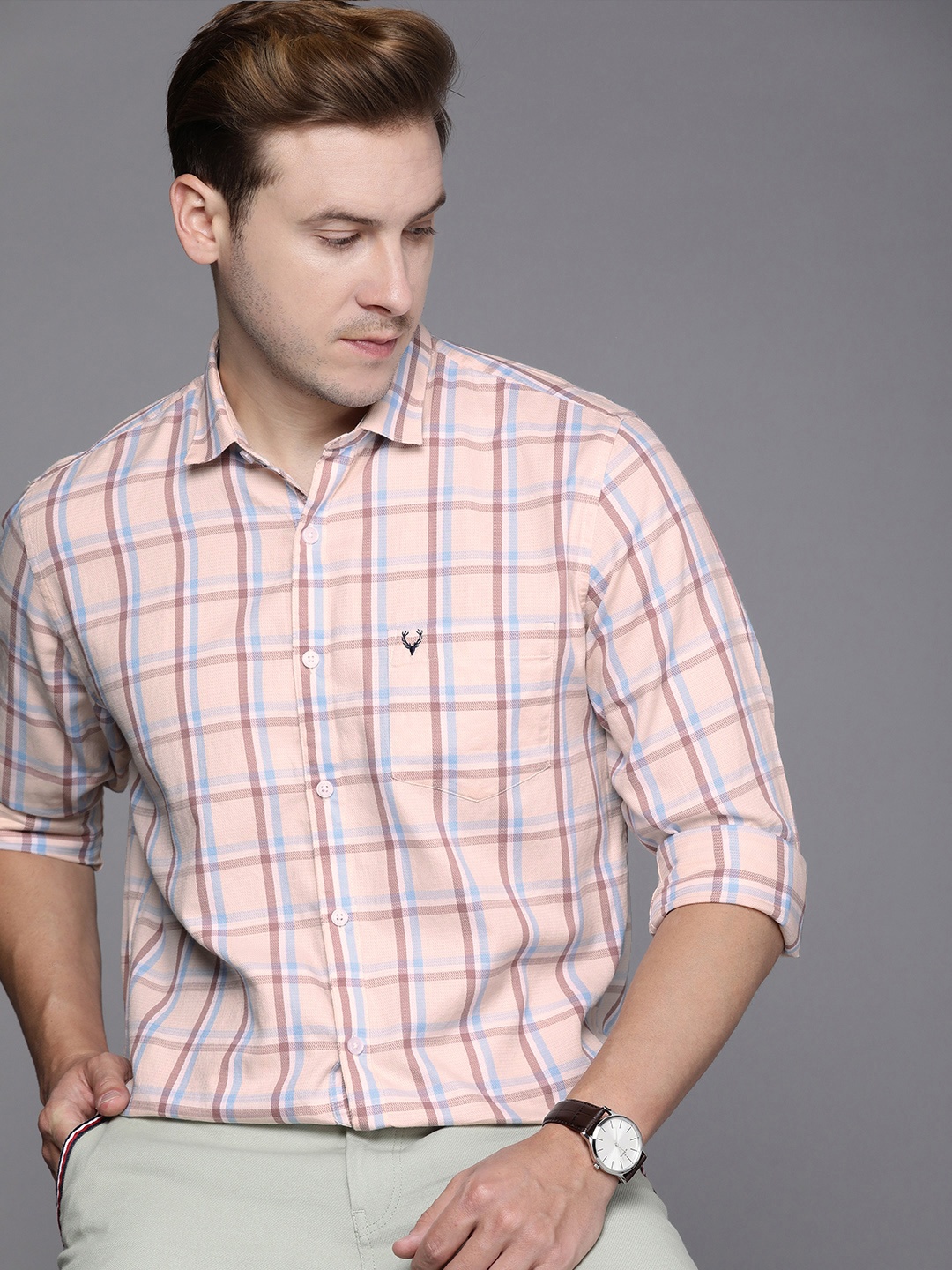 

Allen Solly Sport Cutaway Collar Textured Checked Pure Cotton Casual Shirt, Peach