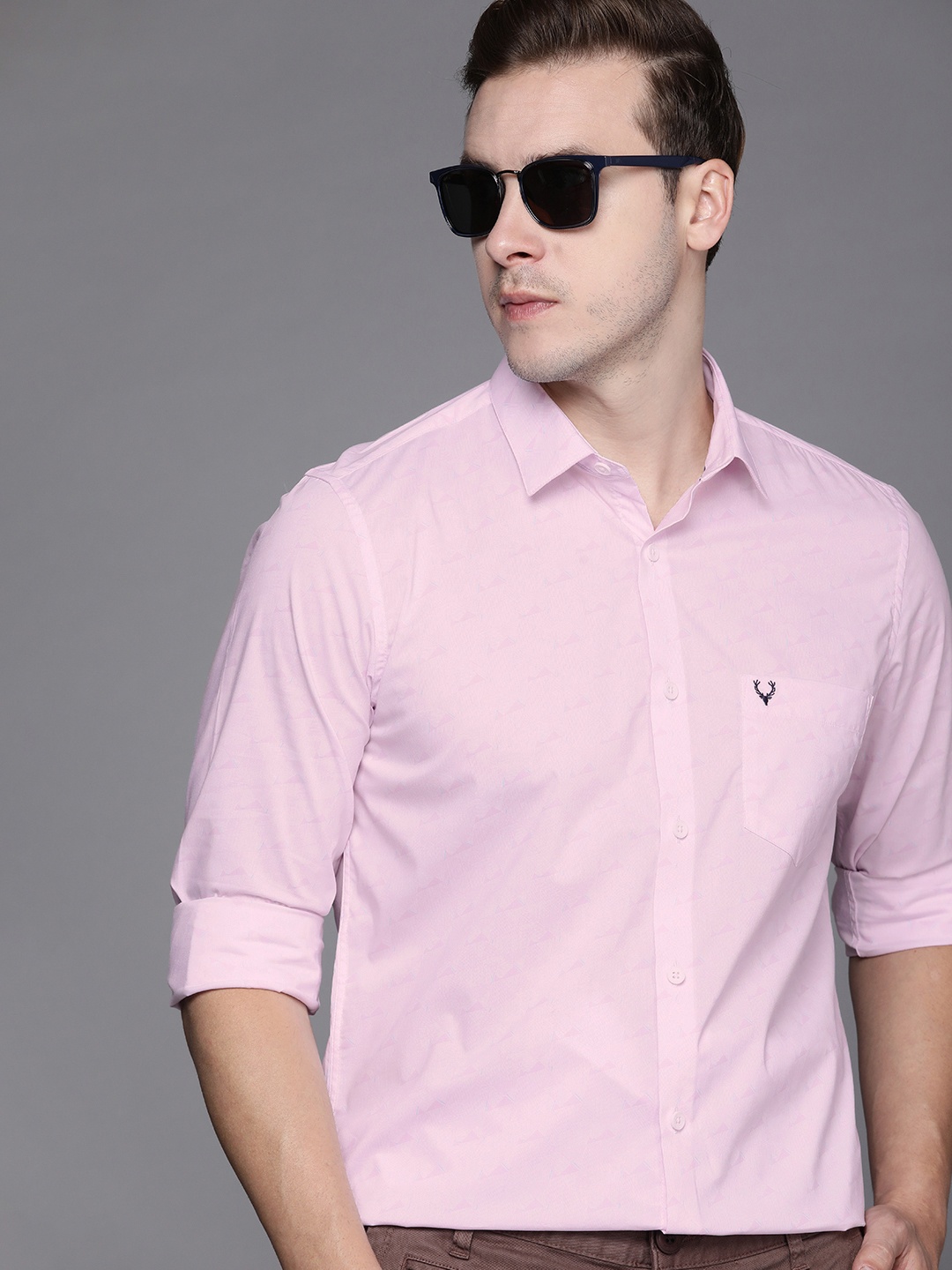 

Allen Solly Modern Geometric Print Cutaway Collar Slim-Fit Casual Shirt, Pink