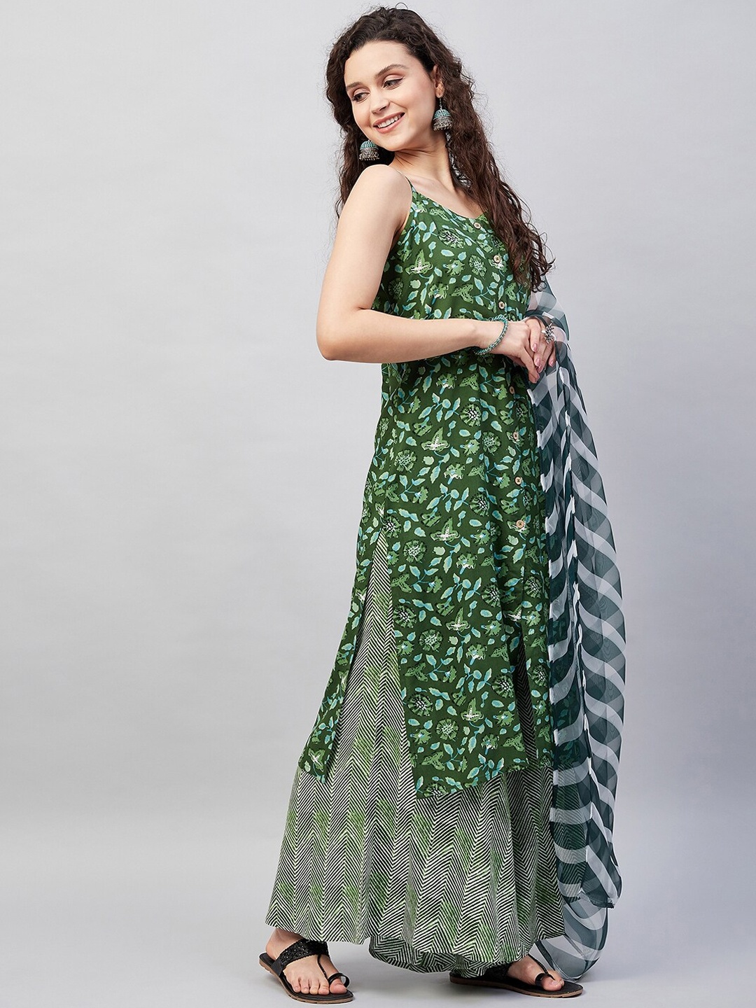 

InWeave Floral Printed Pure Cotton Kurta with Palazzos & Dupatta, Green