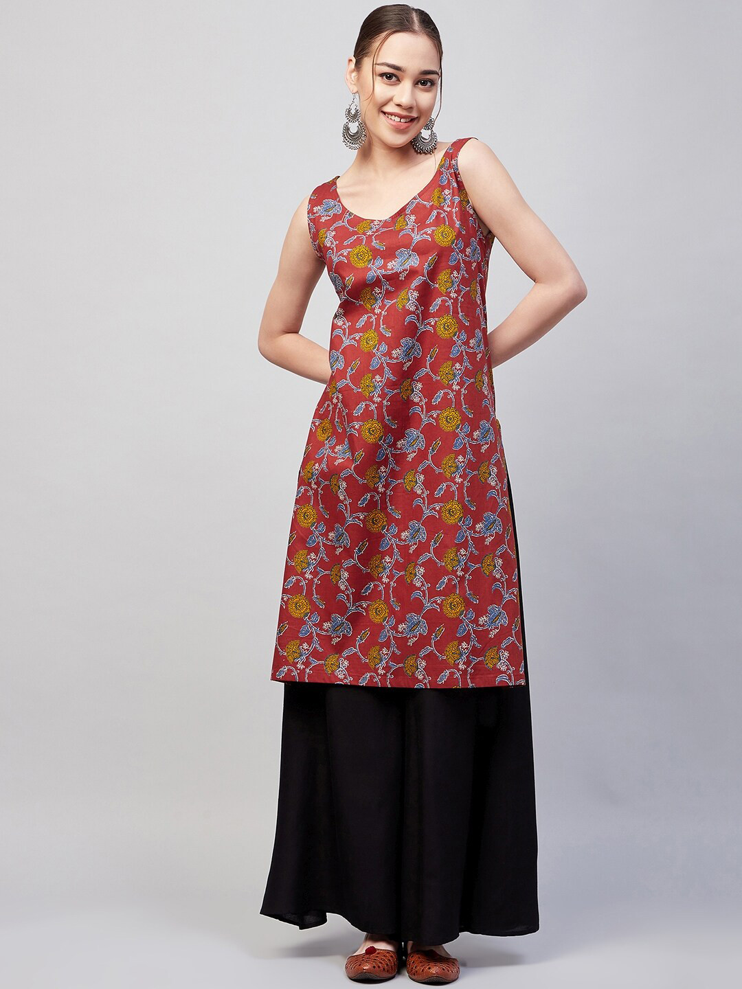 

InWeave Floral Printed Pure Cotton Straight Kurta with Palazzos, Maroon