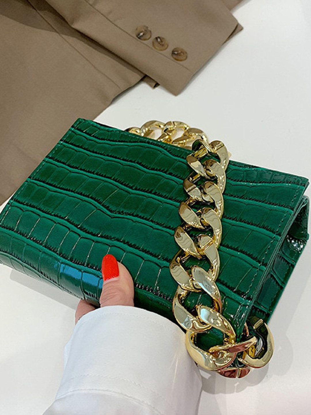 

Diva Dale Metal Chain Textured Structured Handheld Bag, Green