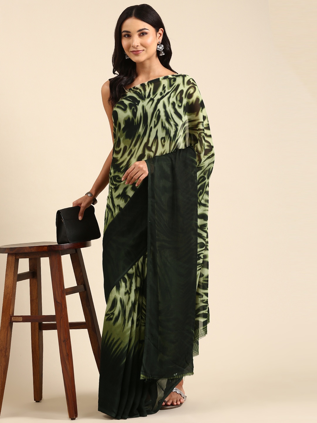 

HERE&NOW Abstract Printed Saree, Green