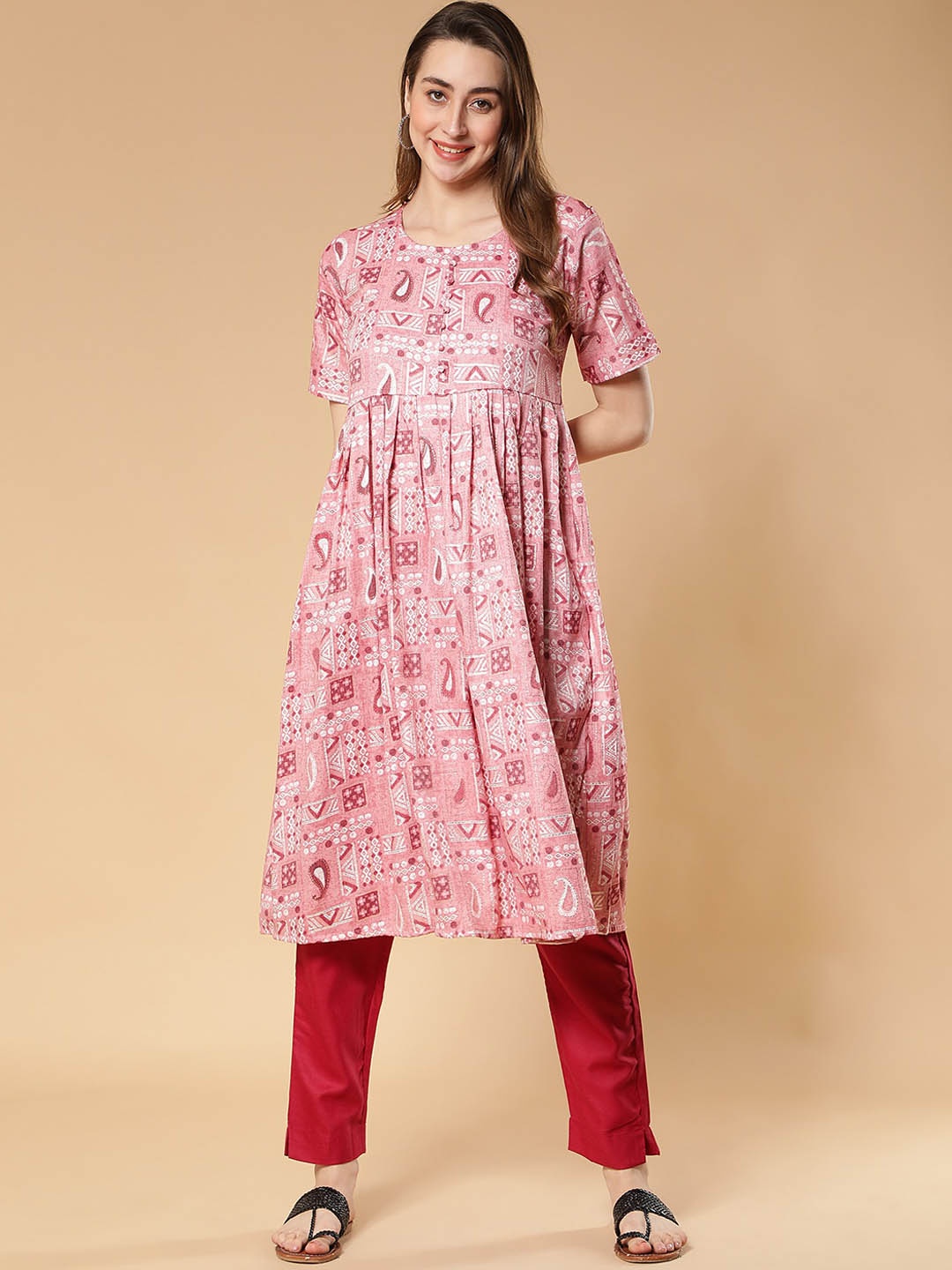 

Fabclub Paisley Printed Round Neck A-Line Kurta with Trousers, Pink