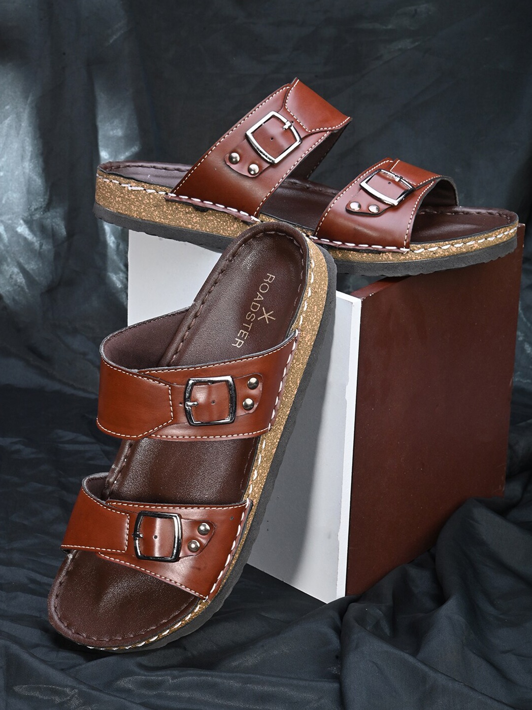 

Roadster Lifestyle Co. Men Buckled Comfort Sandals, Brown