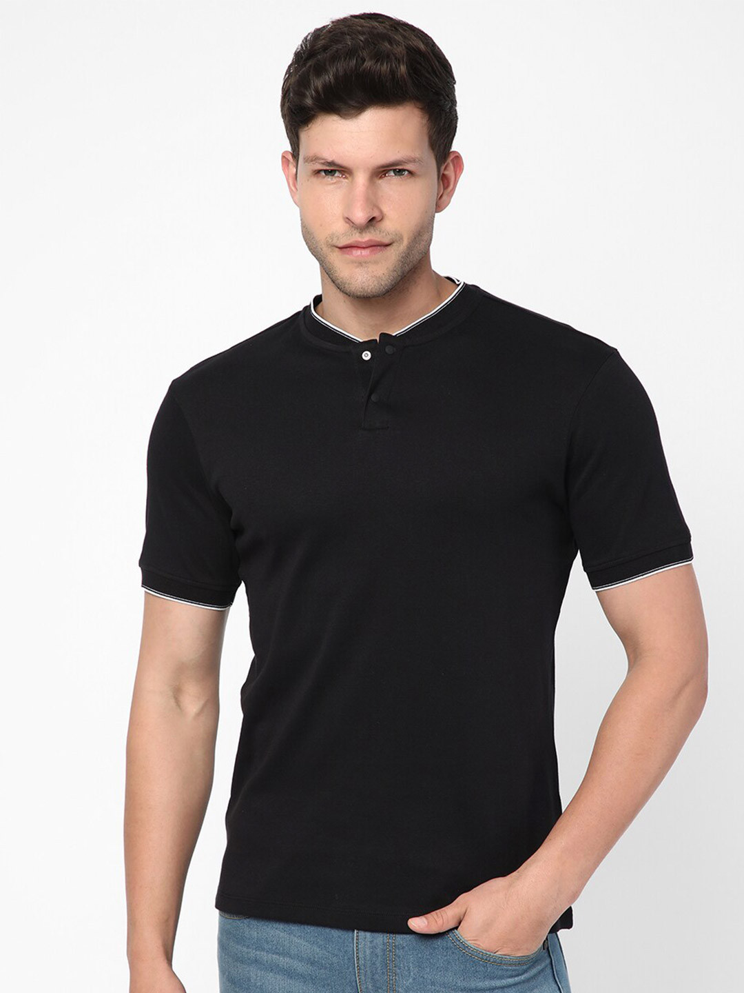 

R&B Round Neck Cotton Slim Fit T-shirt, Black