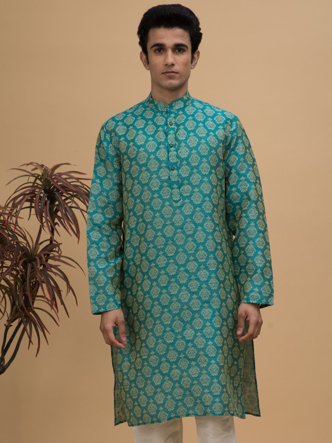 

NEUDIS Ethnic Motifs Printed Thread Work Jacquard Kurta, Green
