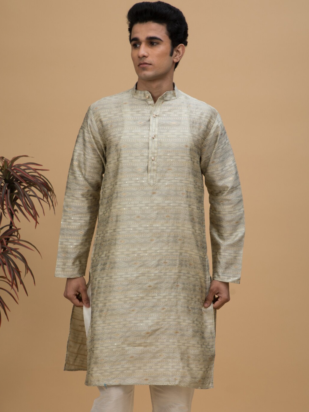 

NEUDIS Woven Design Long Sleeves Straight Kurta, Grey